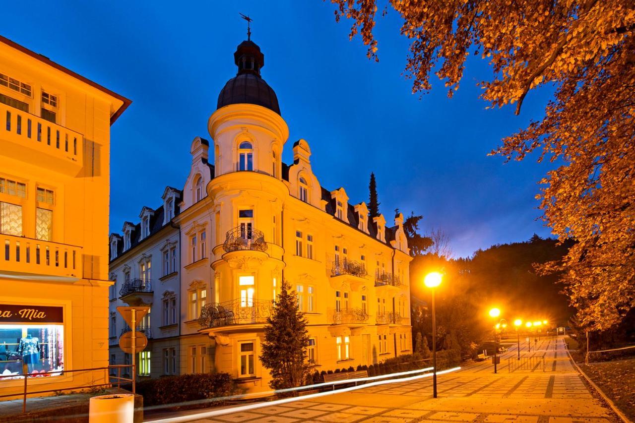 Villa Dagmar Luhačovice Екстериор снимка