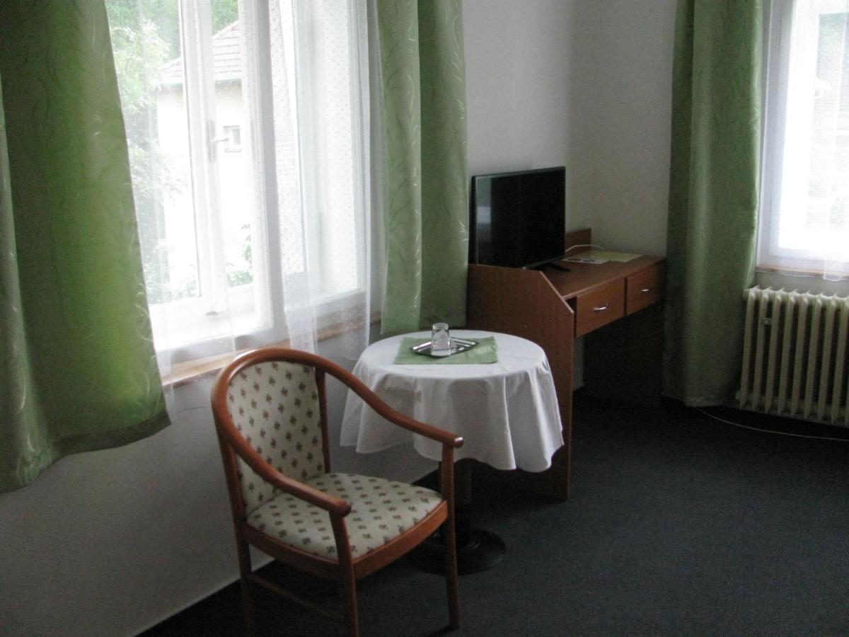 Villa Dagmar Luhačovice Екстериор снимка