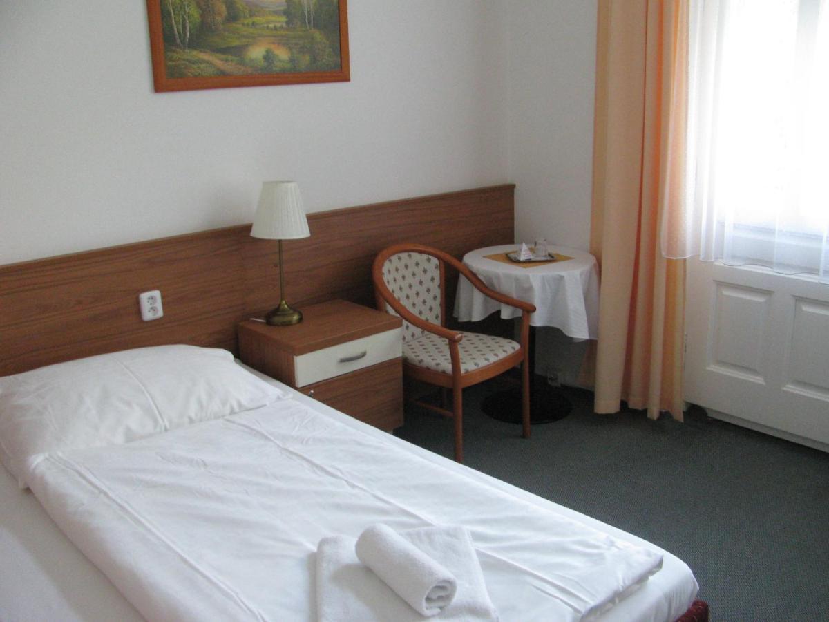 Villa Dagmar Luhačovice Екстериор снимка
