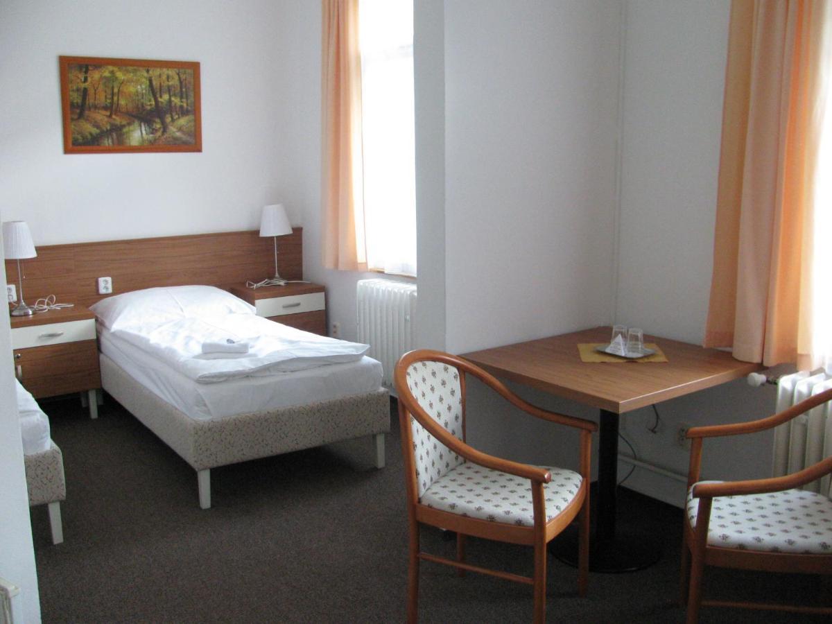 Villa Dagmar Luhačovice Екстериор снимка