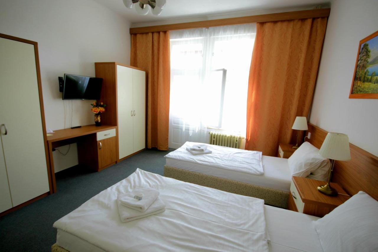 Villa Dagmar Luhačovice Екстериор снимка